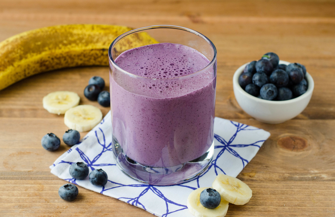 Blueberry Smoothie - Bent On Better